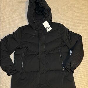 Zara Men’s Elegant Black Puffer Coat